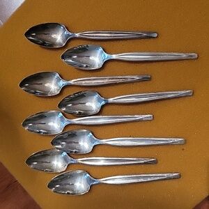 8 vintage silverplate grapefruit spoons
